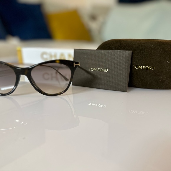 Tom ford sunglasses - Picture 4 of 6